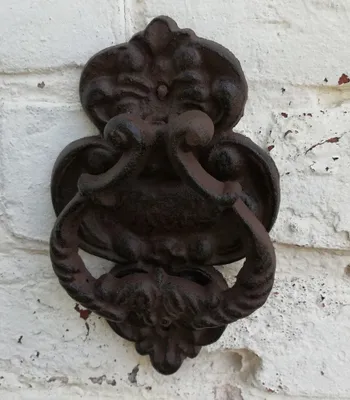 Produktbild von Schwerer, klassischer Türklopfer, Gusseisen, braun, Landhausstil