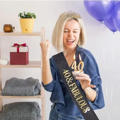 Produktbild von Schwarz Gold Schärpe & Strass Tiara Set Geburtstagsgeschenke für Frauen Geburtstag Schärpe Tiara für Damen Geburtstag Party Dekoration