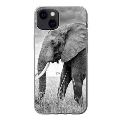 Produktbild von MuchoWow® Handyhülle Schutzhülle Hülle für iPhone 13 Elefant - Gras - Tiere - Schwarz und weiß Silikon Softcase Handy Hülle - Karteninhaber