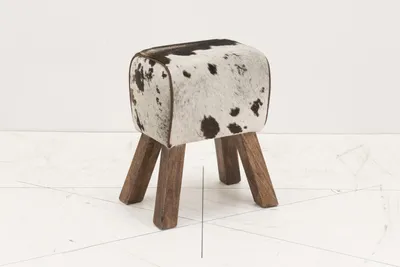 Produktbild von Hocker mit Holzbeinen 50 x 42 x 42 cm