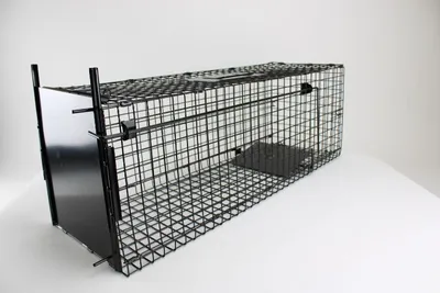 Produktbild von Campo24 Marderfalle Kastenfalle Lebendfalle Drahtkasten – 80x25x30cm,Schutzgriff, Trittklappe – optimal für Marder, Ratten, Siebenschläfer, Waschbär