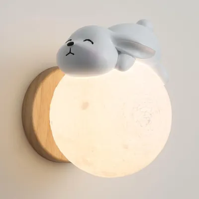 Produktbild von Mond-Wandleuchte, Hasen-Wandleuchte aus weißem Kunstharz, moderne Holz-Wandleuchte mit PLA-Kugelschirm, niedliche nordische Hasen-Wandleuchte für Kinderzimmer, Holz-Wandleuchte