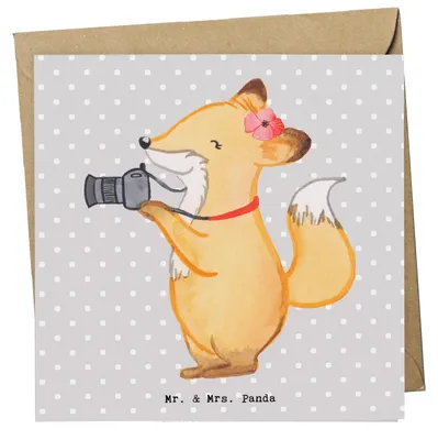 Produktbild von Mr. & Mrs. Panda Deluxe Karte Fotografin Herz - Grau Pastell - Geschenk, Klappkarte, Paparazzi, Urlaub, Glückwunschkarte, anlasskarte, Ausbildung, doppelkarte, faltkarte