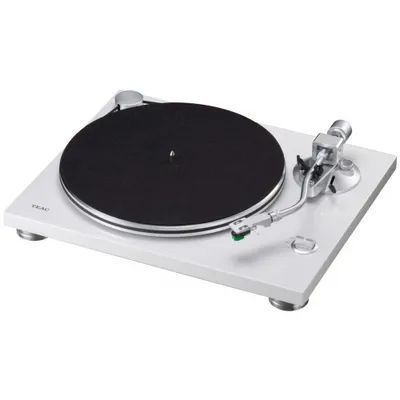 A white Teac TN-3B-SE turntable is shown from a slightly elevated side angle against a white background.