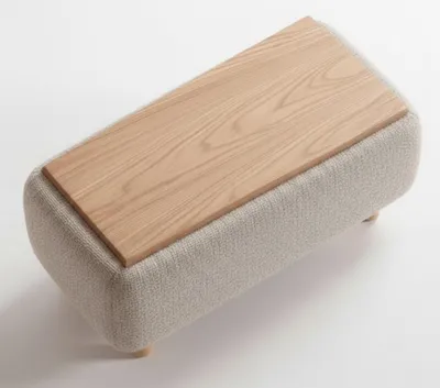 Image de Table d'appoint beige, style moderne, finition bois, pieds en bois, bords arrondis