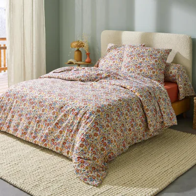 Produktbild von Bettwäsche aus Baumwollflanell mit Blumenmuster und Kissenbezügen