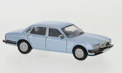 Produktbild von Brekina PCX870161 - 1/87 Jaguar XJ 40, metallic-hellblau, 1986 - Neu