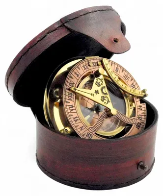 Immagine prodotto di Bussola solare in ottone antico con custodia in pelle - Stile vintage