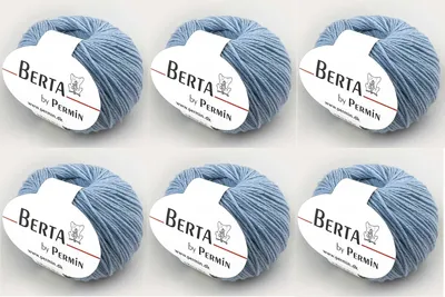 Productafbeelding van 6 bollen Berta van Permin – wol-katoen breigaren (kleur 53: babyblauw)