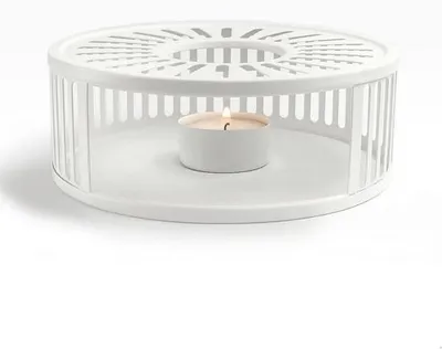 Imagen del producto de Ibenzoa®: Quemador de té de acero inoxidable blanco. Calentador para teteras y tazas de hasta 15 cm de diámetro, con dimensiones de 15,5 cm de diámetro x 5,5 cm de altura y una abertura de 10,5 cm