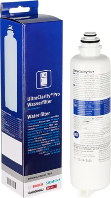 A Bosch/Siemens refrigerator water filter and its packaging are shown side-by-side.