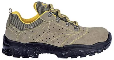 Productafbeelding van Cofra NT060-000.W44, nieuwe NILO S1 P SRC veiligheidsschoenen, beige/geel, maat 44