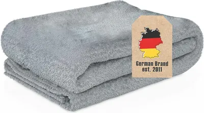 Produktbild von Intirilife weiche Kuscheldecke 200 x 150 cm in STEIN GRAU - Flauschig warme Decke als Couchdecke Wohndecke Fleecedecke Indoor Outdoor