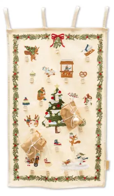 Produktbild von Papierdrachen Adventskalender 2025 - bestickter Wintertiere-Wandkalender in Beig