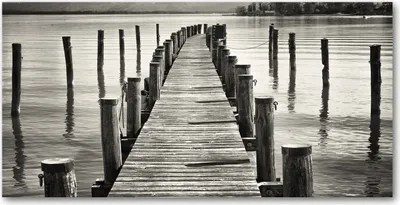 Produktbild von Tulup® Leinwandbild - 120x60 cm - Wandkunst - Drucke auf Leinwand - Leinwanddruck - Landschaften - Schwarzweiß - Hölzerner Pier