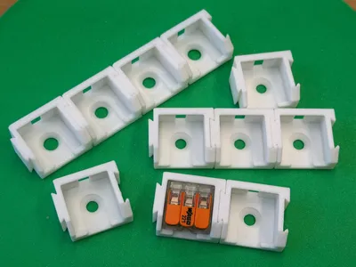 Produktbild von 10 x SOIXX Halterung XWM für 3er Klemmen WAGO 221-413 Weiß