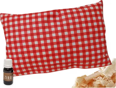 Produktbild von Zirbenkissen 30x20cm + 10ml Zirbenöl - Die Kraft aus den Alpen - Geschenkidee, Zirbenspäne, Zirbenholzkissen Klein (Karo-Rot+10ml)