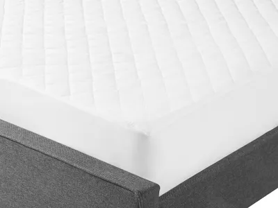 Zdjęcie produktu dla BELIANI Ochraniacz na materac biały bawełna Japara 140 x 200 cm nakładka z gumką pikowany z lamówką nakładka