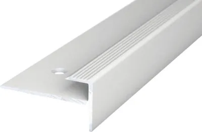 Produktbild von Prinz Treppenkante mit Einschub Alu silber gelocht 30 x 15 x 2500 mm