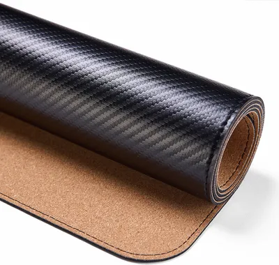 Produktbild von INF Schreibtischunterlage aus schwarzem Kohlefaserleder mit Korkboden - 60 x 30 cm