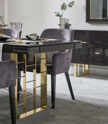 Immagine prodotto di Un lussuoso set per la sala da pranzo in stile moderno