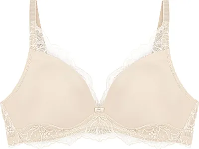 Immagine prodotto di Triumph Amourette Charm Reggiseno in coppa P senza ferretto Fine pizzo sulla scollatura, coppe lisce senza ferretto, leggera imbottitura per un bel décolleté