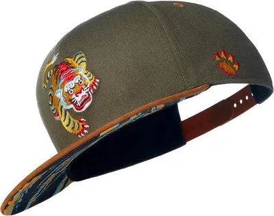 Productafbeelding van Snapback cap unisex - olive - Asian tiger - verstelbaar en trendy