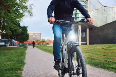 Produktbild von Trelock LS 940-HB Lighthammer 150 Lux E-Bike-Frontscheinwerfer - Nahfeld-Ausl...
