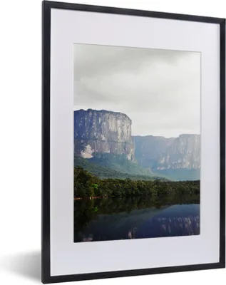 Produktbild von MuchoWow® MuchoWow® Gerahmtes Poster Die Dschungel- und Berglandschaft des Canaima-Nationalparks in Venezuela 30x40 cm - Poster mit zchwarzem Bilderrahmen - Wandposter Schlafzimmer