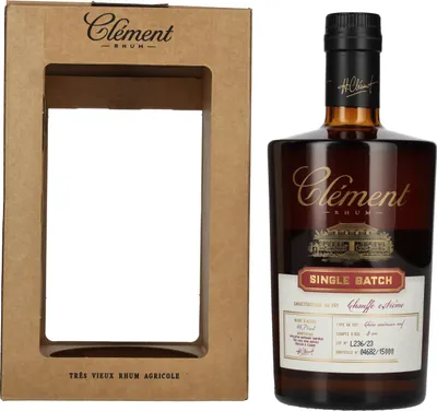 Produktbild von Clément Rhum Chauffe Extrême Single Batch 46,7% Vol. 0,5l in Geschenkbox