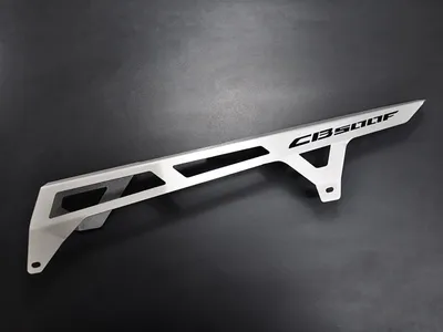 Zdjęcie produktu dla Osłona łańcucha kompatybilna z Hondą CB 500 F logo srebrne