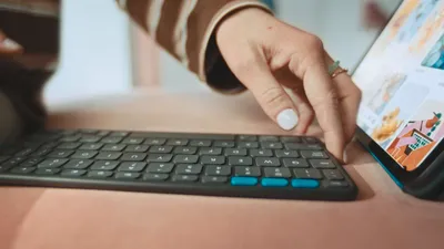 Immagine prodotto di Logitech FLIP FOLIO - GRAFITE-DEU-BT IPAD PRO11 e AIR11/5TH