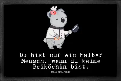 Produktbild von Mr. & Mrs. Panda fußmatte Beiköchin Herz 50 x 75 cm - Schwarz - Geschenk, Beruf, Gastronomie, Restaurant, Schmutzfangmatte, bodenmatte, Spruch, Fußabstreifer, Gummimatte