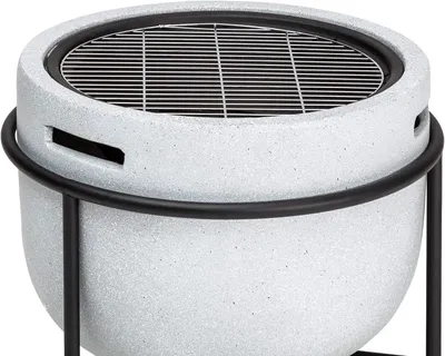 Zdjęcie produktu dla Ognisko, przenośny palenisko do użytku na zewnątrz, idealne do ogrodu, tarasu i na kempingu. Ognisko wyposażone w ruszt do grillowania i drewniany schowek. Stabilna konstrukcja