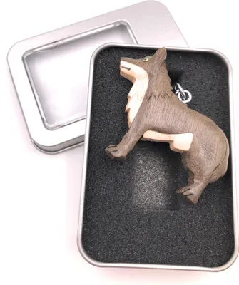 Produktbild von Schlüsselanhänger Holz Wolf Tier Raubtier Hund Rudeltier Huftier Anhänger in Geschenkbox