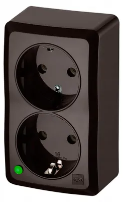 Image de BERG Double prise Schuko n/t 2x2P+Z 16A marron 3738-05