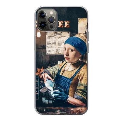 Produktbild von MuchoWow® Handyhülle Schutzhülle Hülle für iPhone 12 Pro Max Mädchen mit Perlenohrring - Cappuccino - Barista - Vermeer - Kaffee - Gemälde Silikon Softcase Handy Hülle - Hartschale