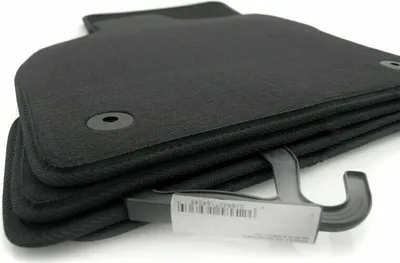 Produktbild von NEU 4x Fußmatten passend VW Golf 7 VII GTI Velours 800gm² Automatten Matten Set