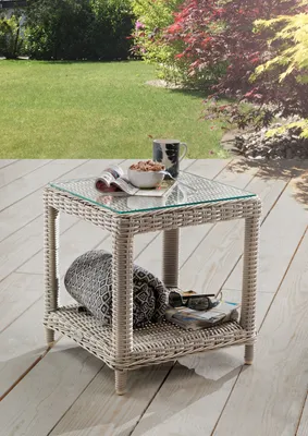 Produktbild von Destiny Beistelltisch MERANO 46x46x50cm, Polyrattan, vintage weiß