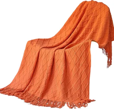 Produktbild von Weiche Strick-Wohndecke mit Quasten – Sofadecke, 125x152 cm + 15 cm – Komfortabel & Stilvoll