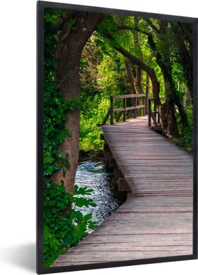 Produktbild von MuchoWow® Gerahmtes Poster Wald - Natur - Brücke 60x90 cm - Poster mit Schwarzem Bilderrahmen Wandposter Rahmen Foto Bilder - Kunst