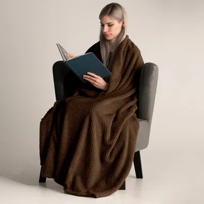 Produktbild von Kuscheldecke Fleece kuschelig weich Tagesdecke 70 x 150 cm -  Schoko-braun