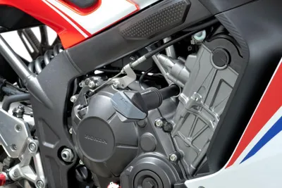 Zdjęcie produktu dla PUIG 7056N Crash pady R19 pasujące do HONDA CBR650F czarne