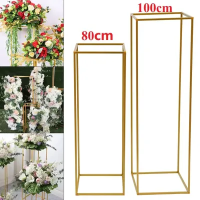 Image de 2 supports métalliques carrés pour vases de table, idéaux pour décorer avec des fleurs. Supports pour vases de sol, couleur dorée