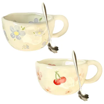 Zdjęcie produktu dla 2 filiżanki ceramiczne do herbaty, 300 ml, z motywem kwiatów, niebieskie/różowe, z łyżeczkami
