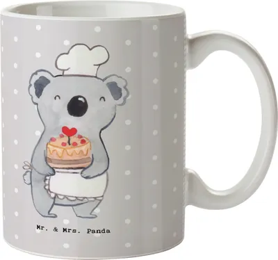 Produktbild von Mr. & Mrs. Panda Kaffeebecher Konditor Herz - Grau Pastell - Geschenk, Bäcker, Tasse, mit Spruch, Kuchen, Kaffeetasse, Henkelpott, Motivtasse, Torte