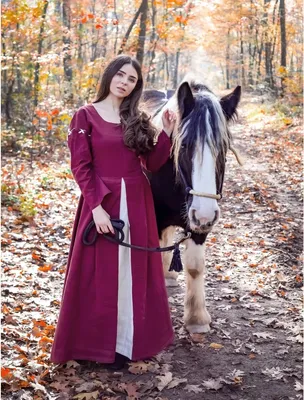 Produktbild von Mittelalterliches Kleid Rot/Natur "Larina" XXL