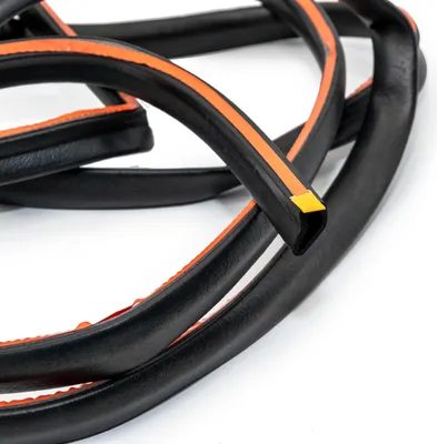 Immagine prodotto di Guarnizione porta Piaggio destra compatibile con Ape 50, 1E000024