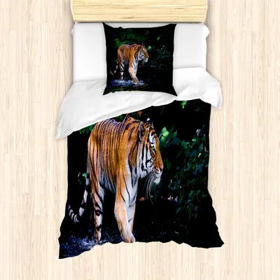 Produktbild von ABAKUHAUS Safari Mantele, Wild Jungle Tiger Baum, Milbensicher Allergiker geeignet mit Kissenbezügen, 135 cm x 200 cm - 80 x 80 cm, Grün Orange Brown
