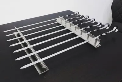 Produktbild von Schaschlikaufsatz Grillspieße Spießaufsatz Spießhalter Gestell für Gasgrill/Kohlegrill mit Schaschlikspießen Edelstahl 353mm + 7 Spieße